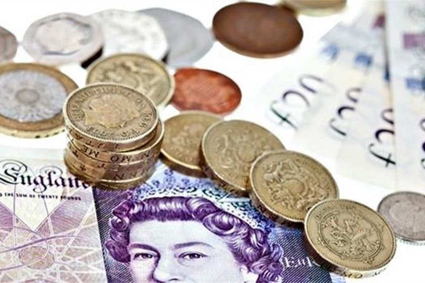 Civil service pay growing three times slower than private sector