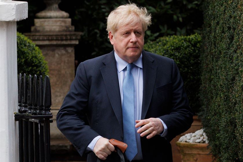 Johnson Breached Ethics Rules Over Daily Mail Column Job