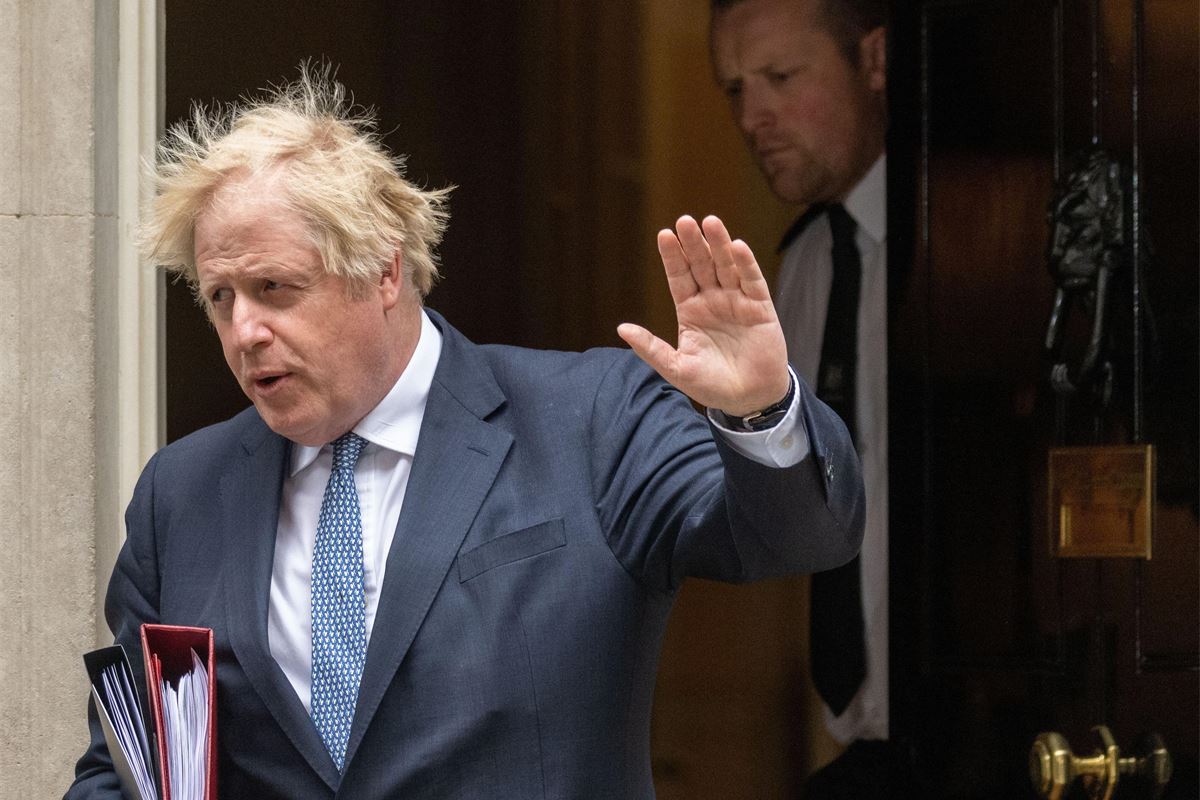 Cabinet Office chastised over decision to pay Boris Johnson's Partygate ...